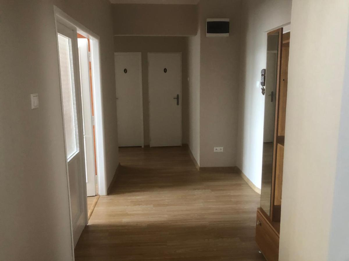 Apartamento Apartman BEA, SNP 12 Veľký Krtíš Exterior foto